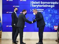 Premier RP oraz Minister Spraw Wewnętrznych i Administracji odznaczył Burmistrza